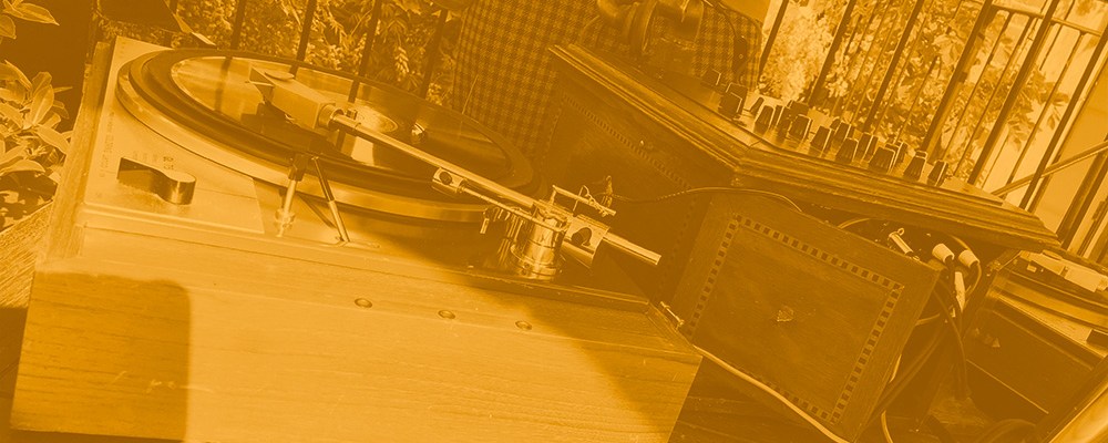 1940s Swing DJ Hire & 1930s Jazz DJs