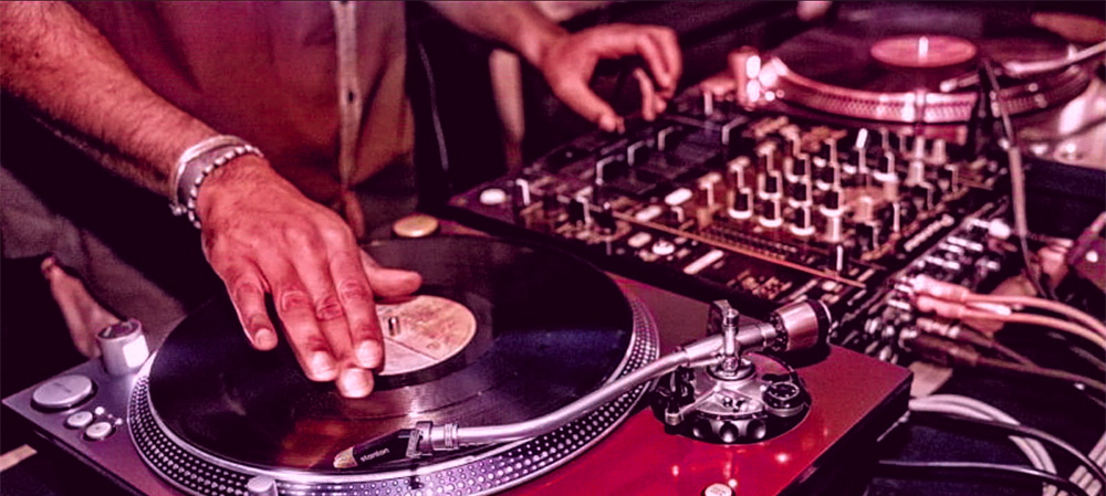 Vinyl DJ Hire and Turntables